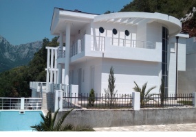 4 Rooms Rooms,3 BathroomsBathrooms,Vile,1017