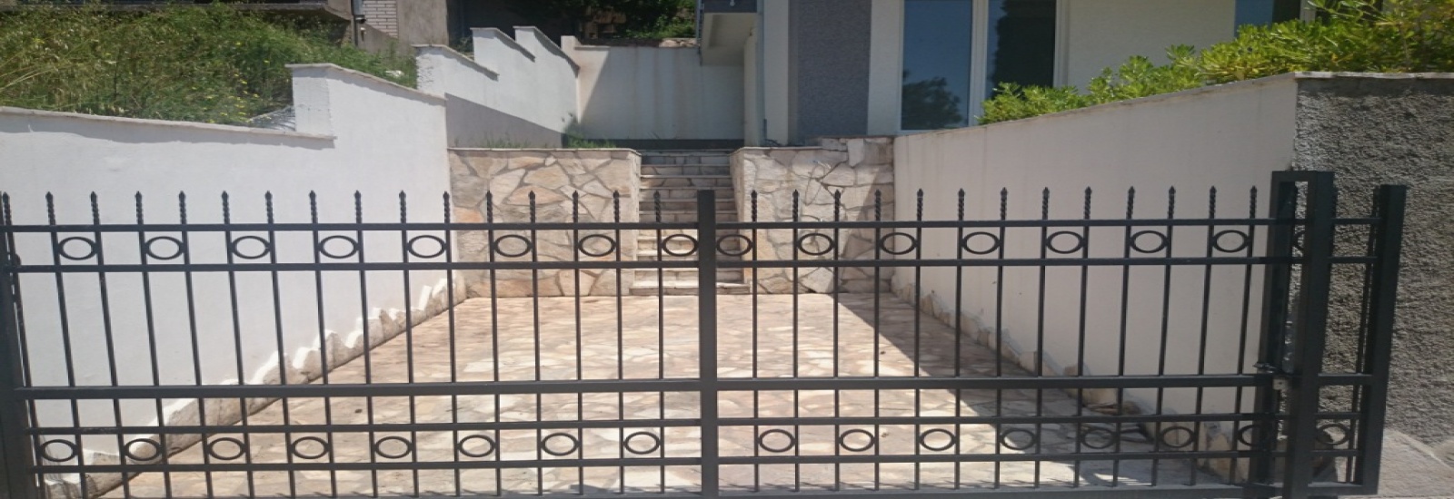 3 Bedrooms Bedrooms,2 BathroomsBathrooms,Kuće,1048
