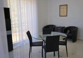 2 Bedrooms Bedrooms,2 BathroomsBathrooms,Apartmani,1072